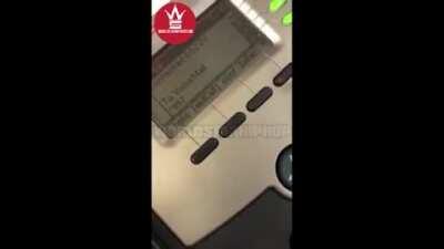 Employee tells off her boss