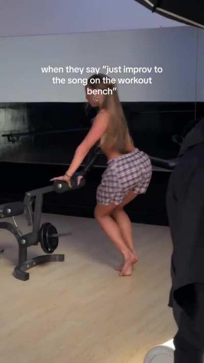 tate mcrae via tiktok! (oct 2023)