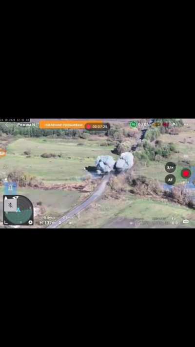 Ukranian Su-27 strikes a bridge with a precision bomb