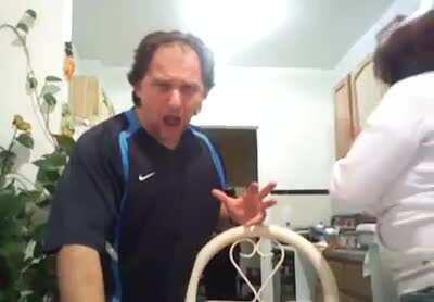 Dominican family from New York watches '2 Girls 1 Cup'.