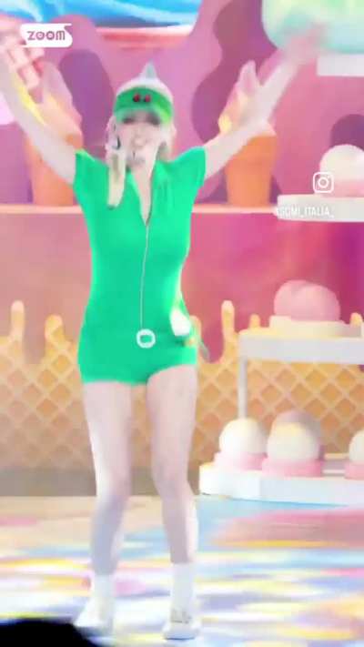 Somi in her tight outfit 