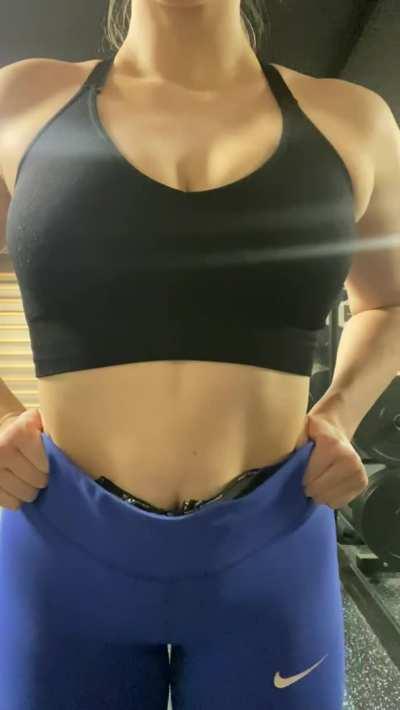 [F]illing out this sports bra nicely 😇