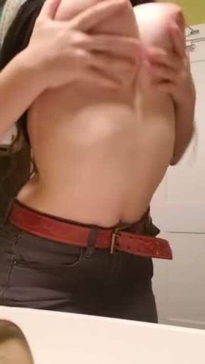 use me in public? (18f)