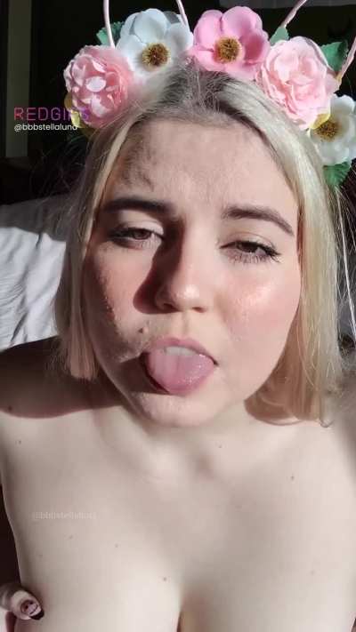 What's your favourite scary movie? I love horror films and haven't been watching many lately, so I wanna hear your recommendations!! Write them down below 👁️👄👁️