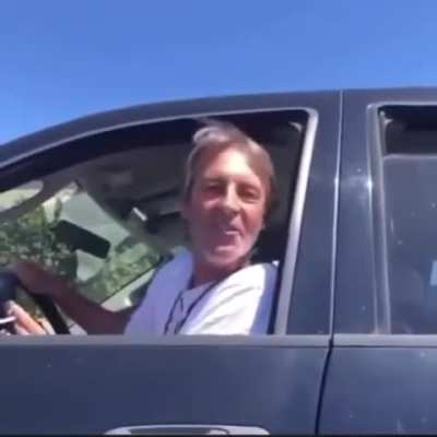 Guy freaks out and uses racial slur towards couple over minor traffic dispute