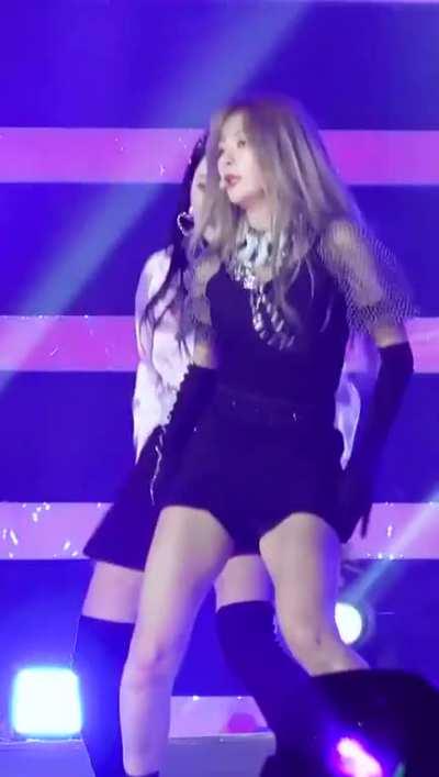 Red Velvet - Seulgi & Irene