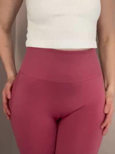 Thinking pink 💕😉 #mildflowermonday 