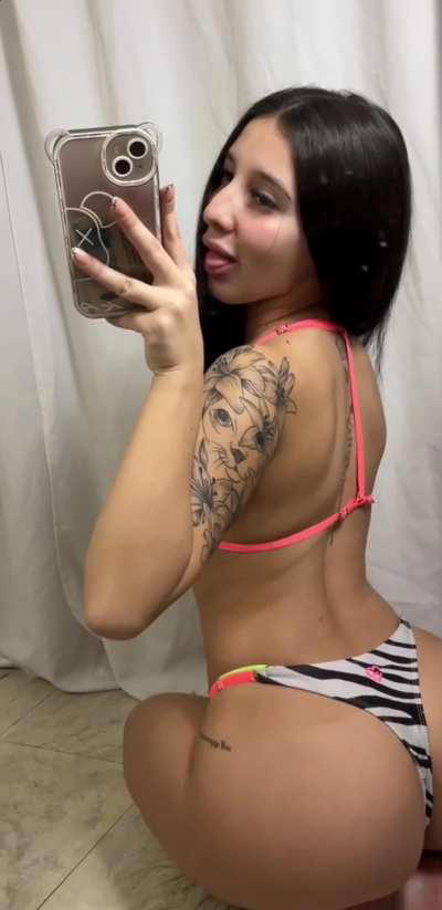 My hubby would get unlimited blowjobs on demand