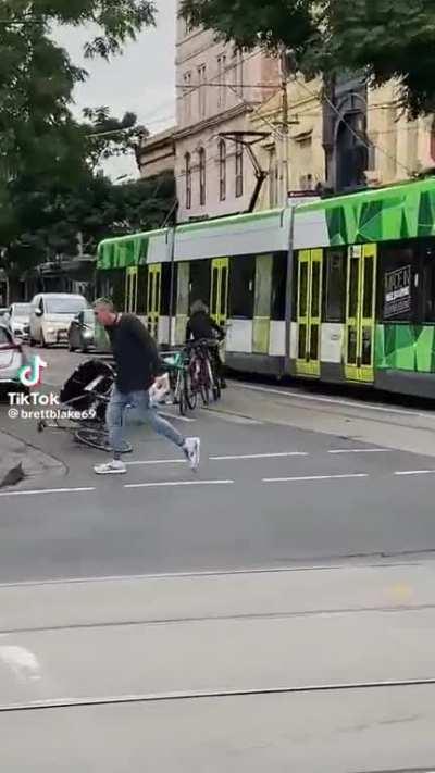 Take THAT Fitzroy bike/pram train guy!