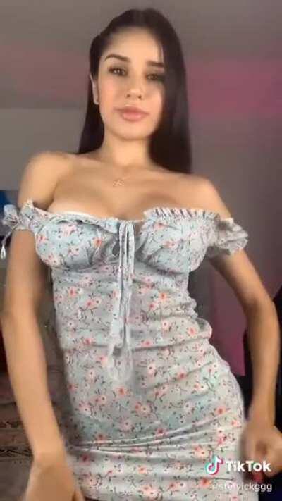 What this kinda dress called?