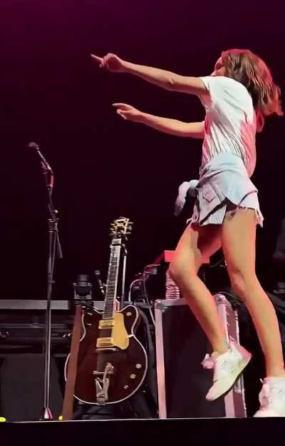 Dancing on stage with Role Model, Jul 2025