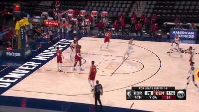 [Highlight] Ernie takes a shot at Shaq's free throw skills post game