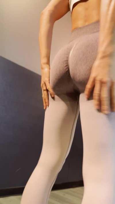 Did anyone ordered 22yo beauty? [F]