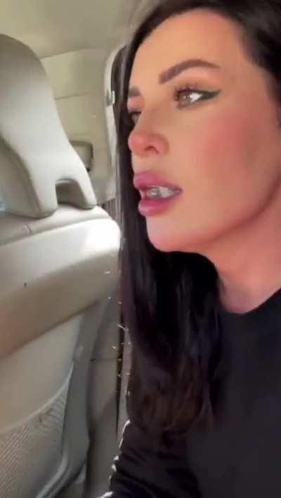 She Couldn’t Resist Sucking That Hard Dickkkk💦