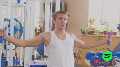 Lidia Krasnoruzheva plotting at the gym in 