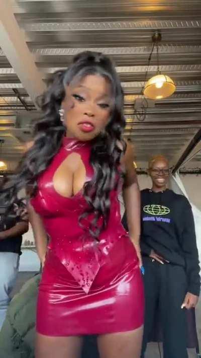 Bellah (UK R&B Singer)