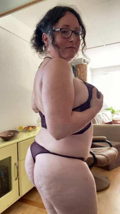 Your face looks like the perfect seat. Mind if I sit there?