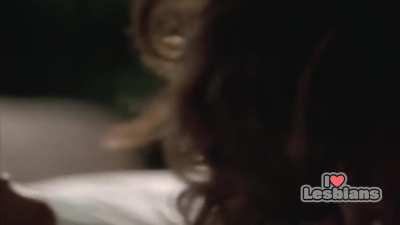 Jennifer Beals & Laurel Holloman (The L Word - s01e02) *NO MUSIC & AI ENHANCED*