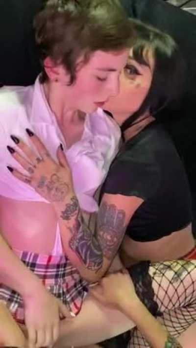 We dressed up cute and had sex (OC)