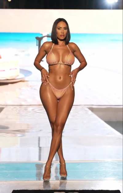 Amber Quinn - Kake Ready, Miami Swim Week 2025
