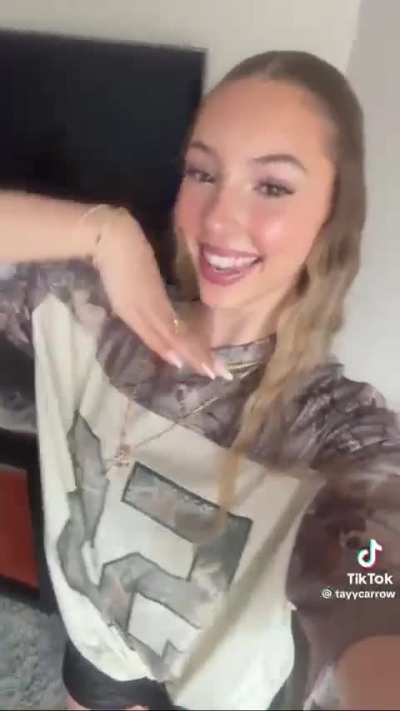 She’s so pretty😍