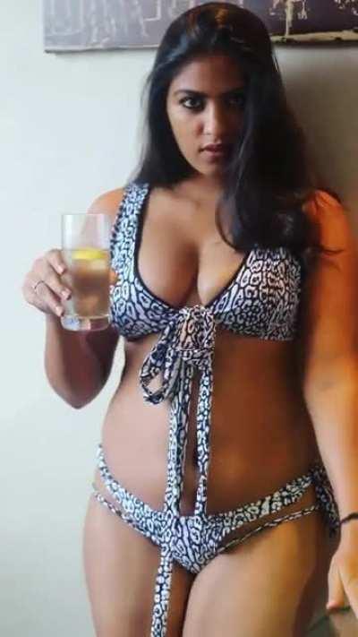 Beautiful Desi flashing 🐓