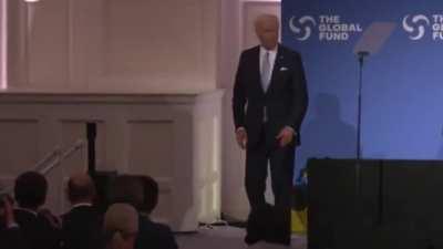 To walk off from stage