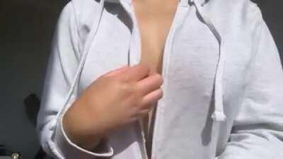 Unzipping my big perky titties [OC] 😏💕✨