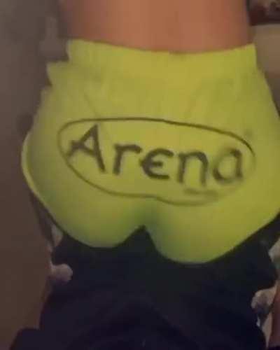 Sunday Lapdance 😁