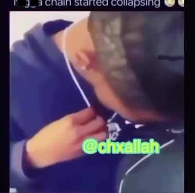 Fake ass chain boy 😭😂😂😂