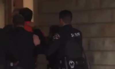 Luigi Mangione on his way to his extradition hearing shouts: 