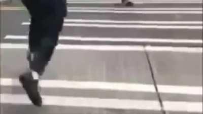 [Shitpost] When the scrubtech sees a medstudent scrubbing in