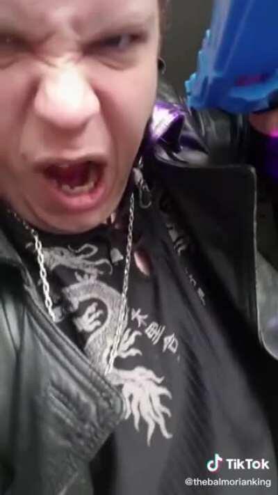 POV: You’re on a date and you ate the last chicken nugget.