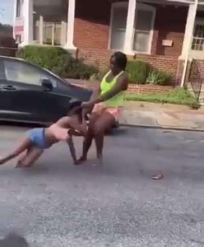 She can fly! She can fly! She can flyyyyy!