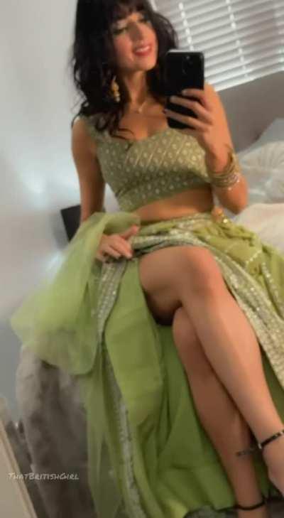 I’ll flash the groom at the wedding 😈