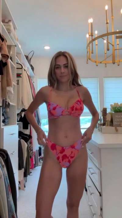 Bikinis Try On