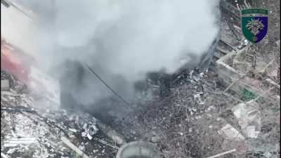 Ukraine's 38th Marine Brigade UAV team used FPV strike drones and light/heavy munition drops to destroy a wide variety of Russian military targets, including infantry and equipment. [Eighteen videos, merged] All daily updates: December 20, 2024 - January 