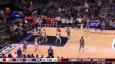 [Highlight] A smooth off-ball screen and back gives Kevin Huerter the space for a slick sidestep 3 pointer to put the Kings up 1 late in the 4th