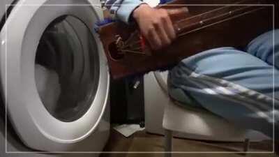 Clever way to enjoy doing the laundry