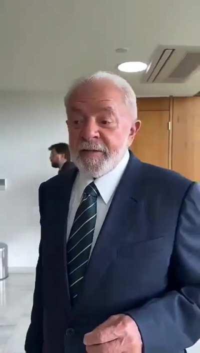 100 novos Institutos Federais.