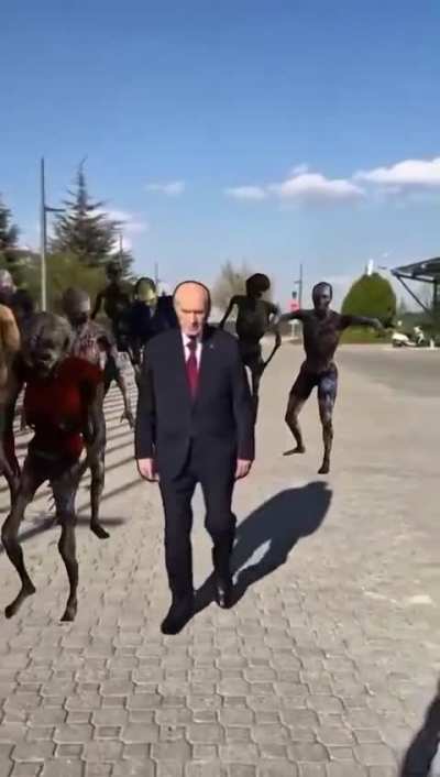 Hele durma yürü sen, daha yolun yarısı var...