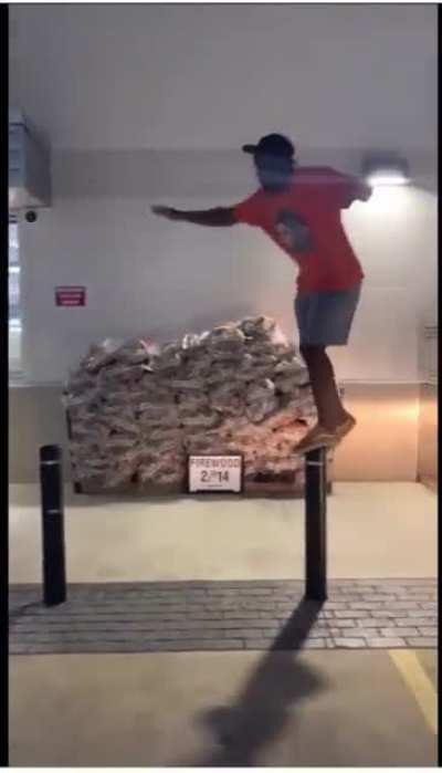 To jump on a pole