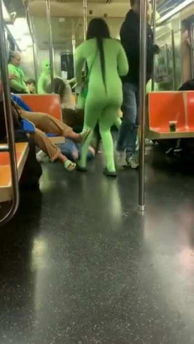 Wtf sonic even title this?