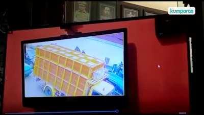 Rekaman CCTV Pengeroyokan Ojol Dipublikasikan Polisi