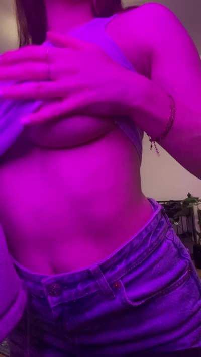 recently 19 and perfect age to get bred