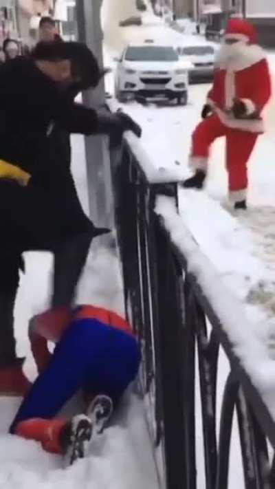 Santa’s coming to town