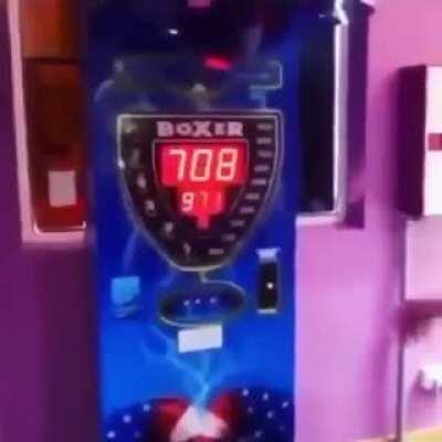 El derechazo humano😎