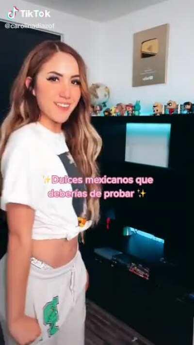 Carolina Díaz es hermosa 🖤🤤