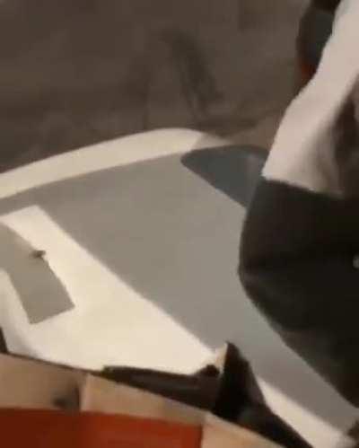 Arruma 2 real pra mim parsa