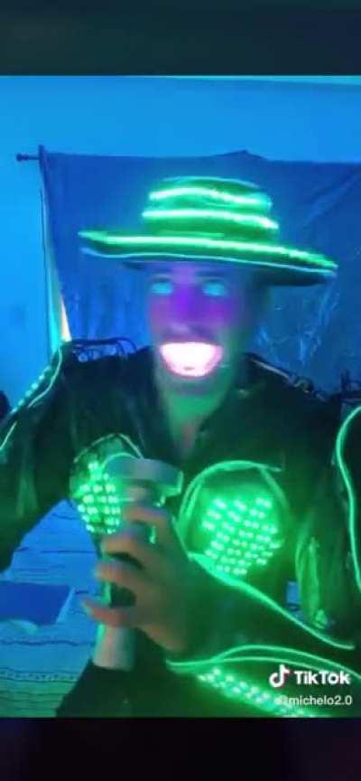 This new FNAF looks creepy as hell